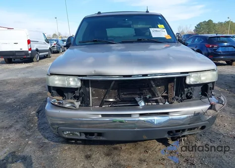 2004 Chevrolet Suburban 1500 Lt z USA, uszkodzony, nr VIN 1GNFK16Z04J145935